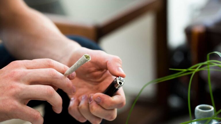 How to Light a Joint (Without Wasting Half of It)